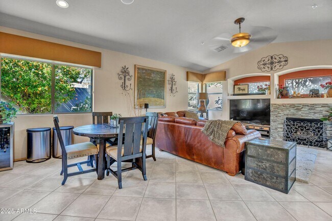 Building Photo - 10655 E Acacia Dr