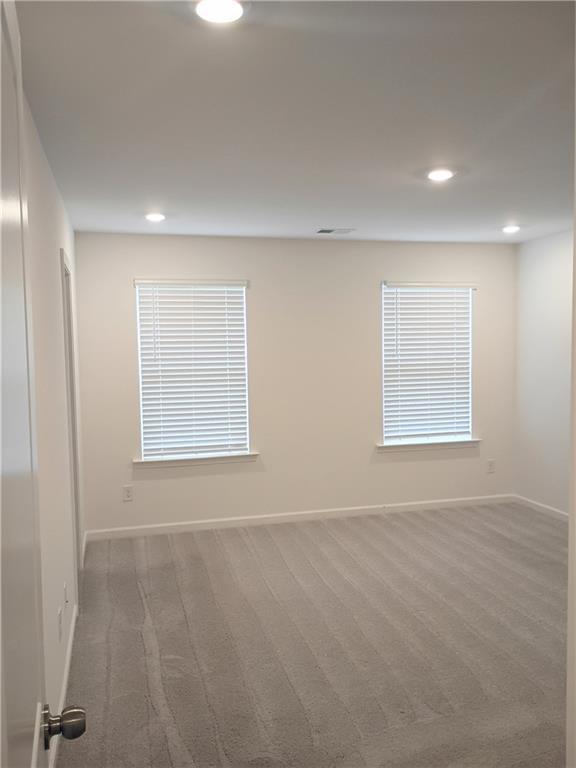 Building Photo - 124 Hazel Dr