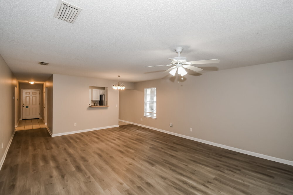 Building Photo - 416 S 13th Terrace