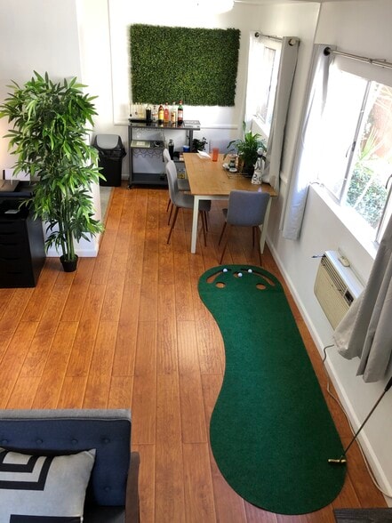 Kitchen to LR - access/furn not included - 7526 Fountain Ave