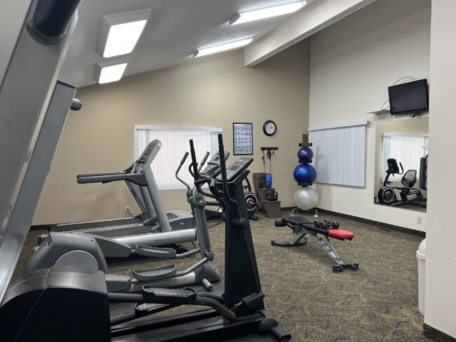 Building Photo - 1605 41st St NW