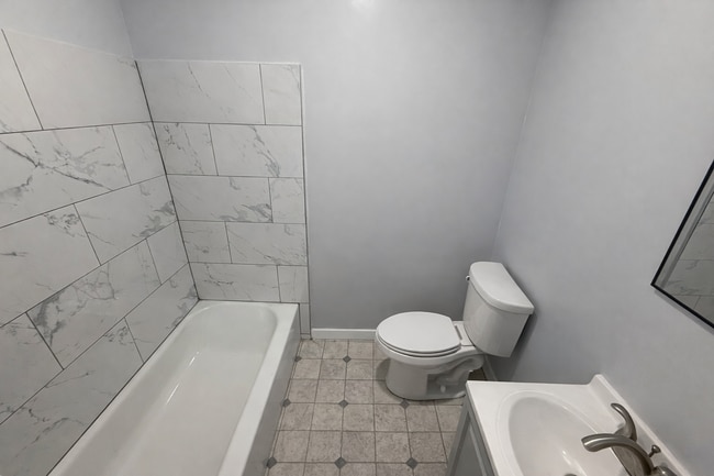 Building Photo - 1243 Magnolia Ave