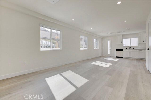 Building Photo - 1070 Allen Ave