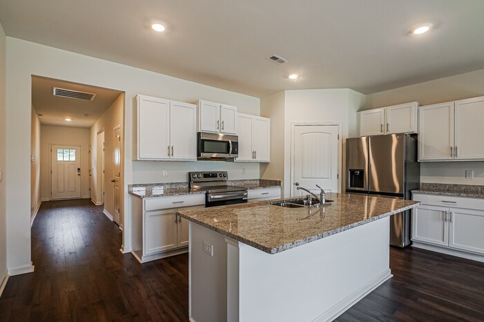 Building Photo - 5724 Timber Leaf Lp
