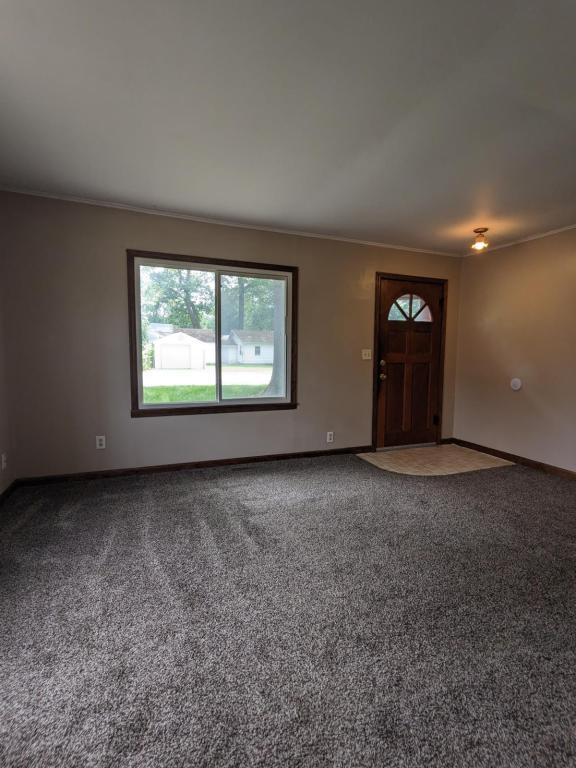 Building Photo - 610 E Gerhart St