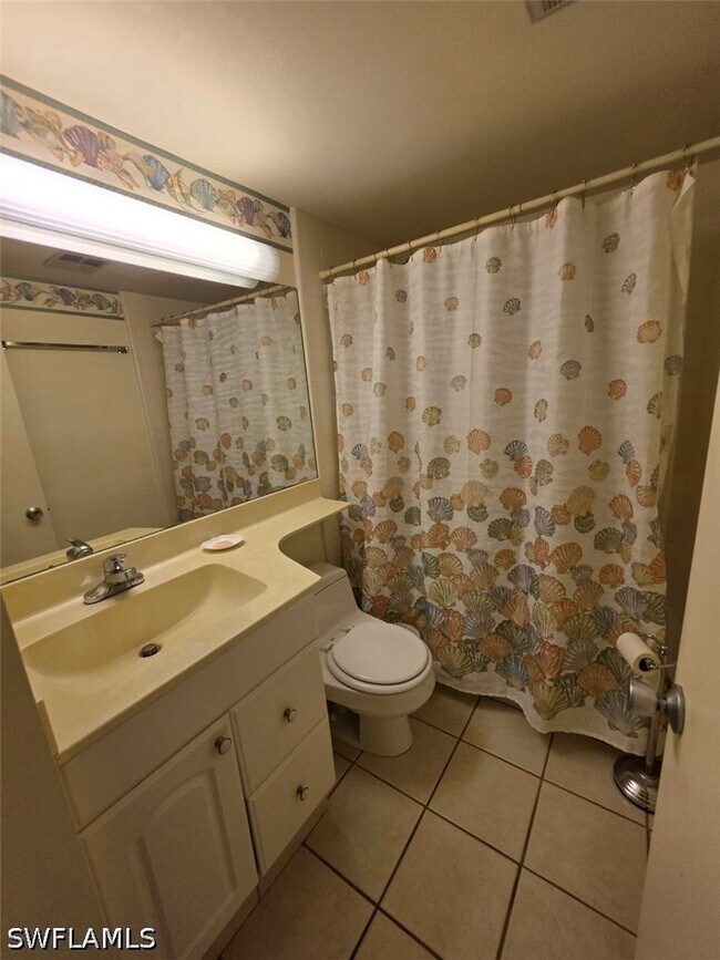 Building Photo - 3655 Boca Ciega Dr