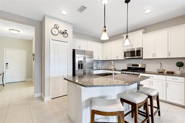 Building Photo - 6343 Positano Ct
