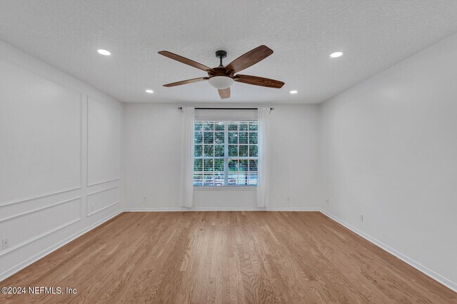 Building Photo - 1427 Mallard Landing Blvd