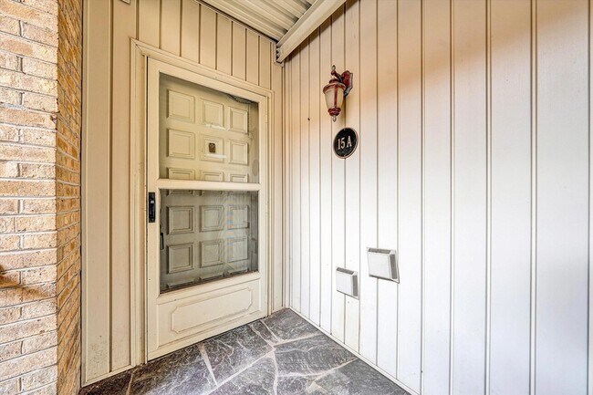 Building Photo - 5260 Crossbow Cir