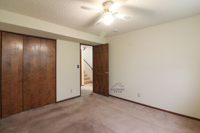 Building Photo - 4 Bedroom, 2 Bath Home in Pasco