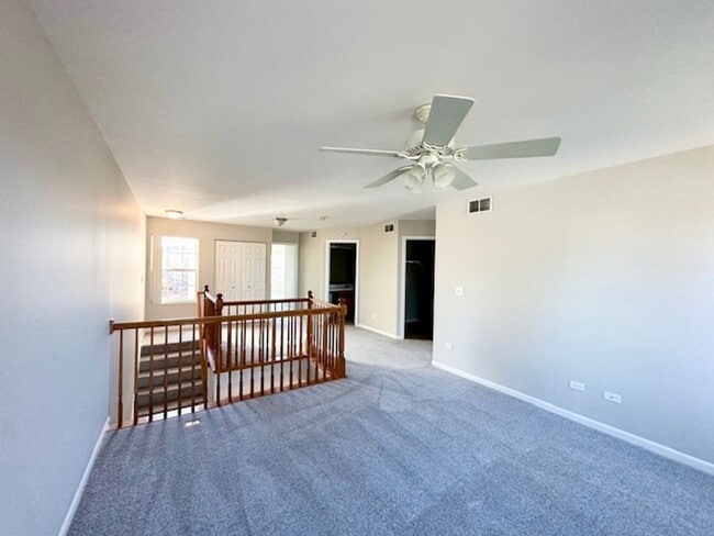 Building Photo - Excellent 2 Bedroom Plus Huge Loft  2.5 Bath and 2 car attached garage