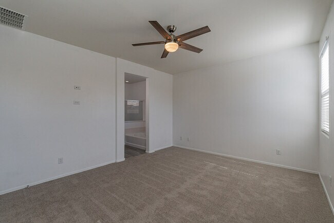 Building Photo - Gladden Farms Home