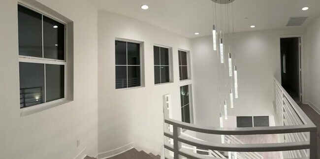 Building Photo - 43329 Passagio Lago Way