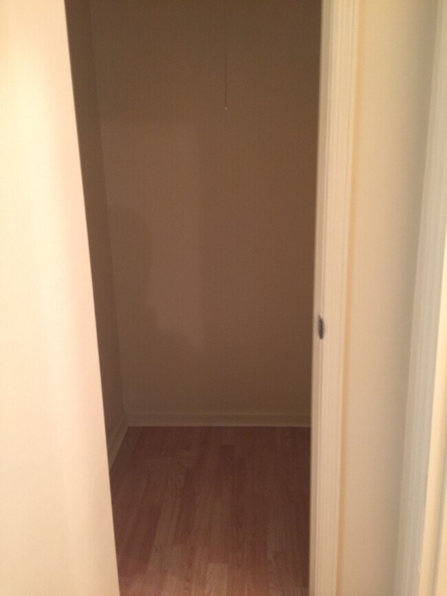 Building Photo - Robinwood Apartments