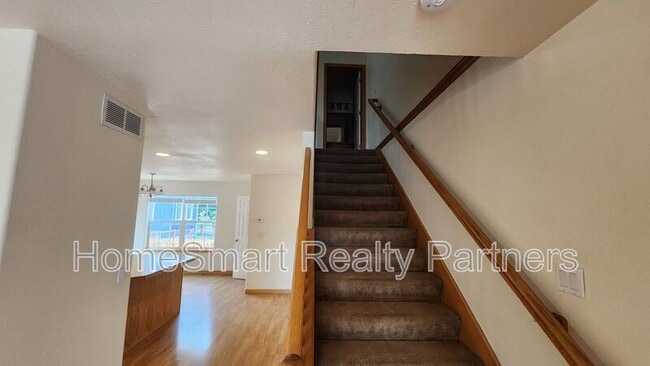 Building Photo - 508 Ridge Ave