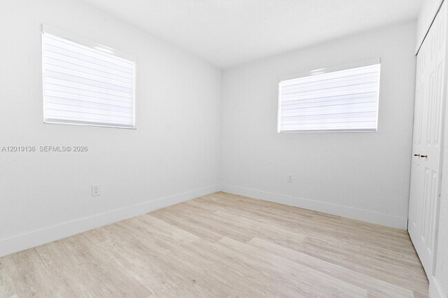 Building Photo - 7884 NW 175th St