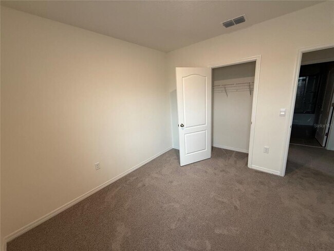 Building Photo - 1148 Cascades Ave