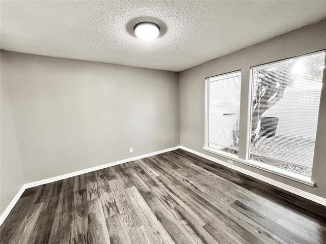 Building Photo - 2201 Seville Ct