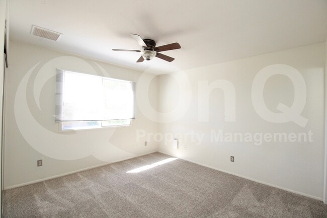 Building Photo - 1623 E Palmcroft Dr