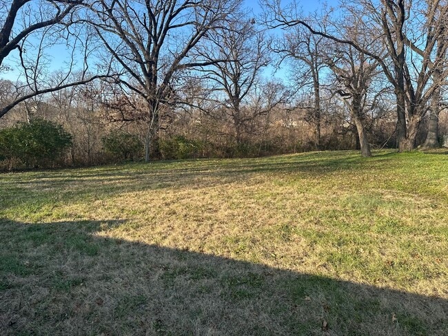 Building Photo - Available Now! Beautiful 4-Bedroom, 2-Bathroom Springdale Home w/ Fenced-In Yard and Covered Patio