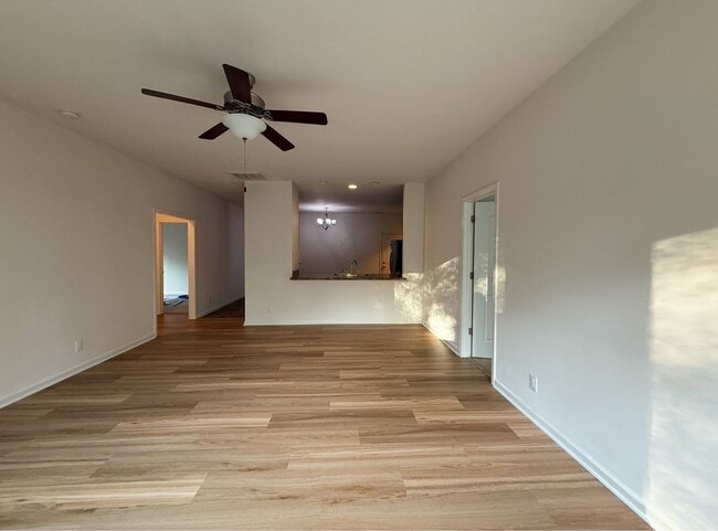 Building Photo - Blackthorne Community...3 Bedroom 2 Bath