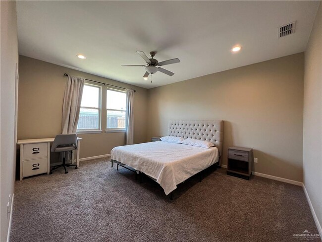 Building Photo - 32 Paseo De La Tranquilidad