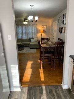 Building Photo - 130 W Comay Cir