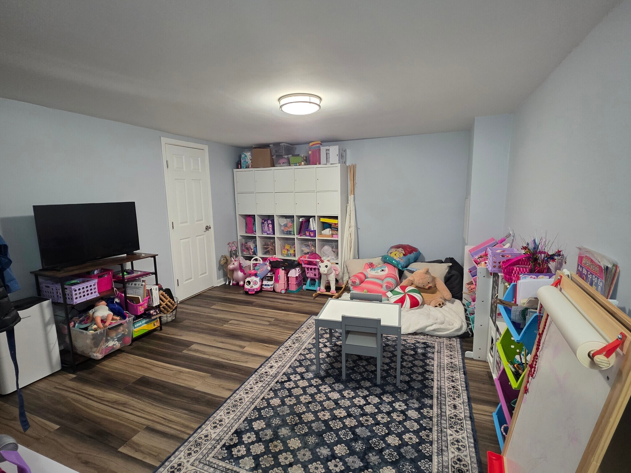 Building Photo - 7716 Flynnway Dr