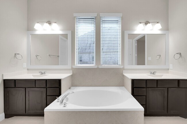 Building Photo - 25315 Angelwood Springs Ln