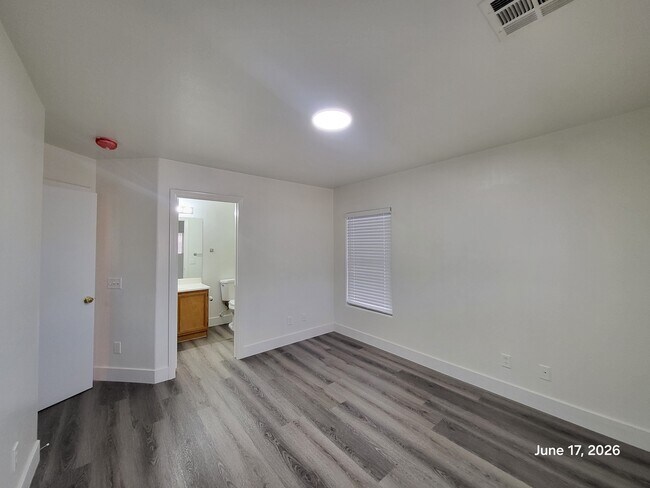 Building Photo - 5486 Jacobs Field St