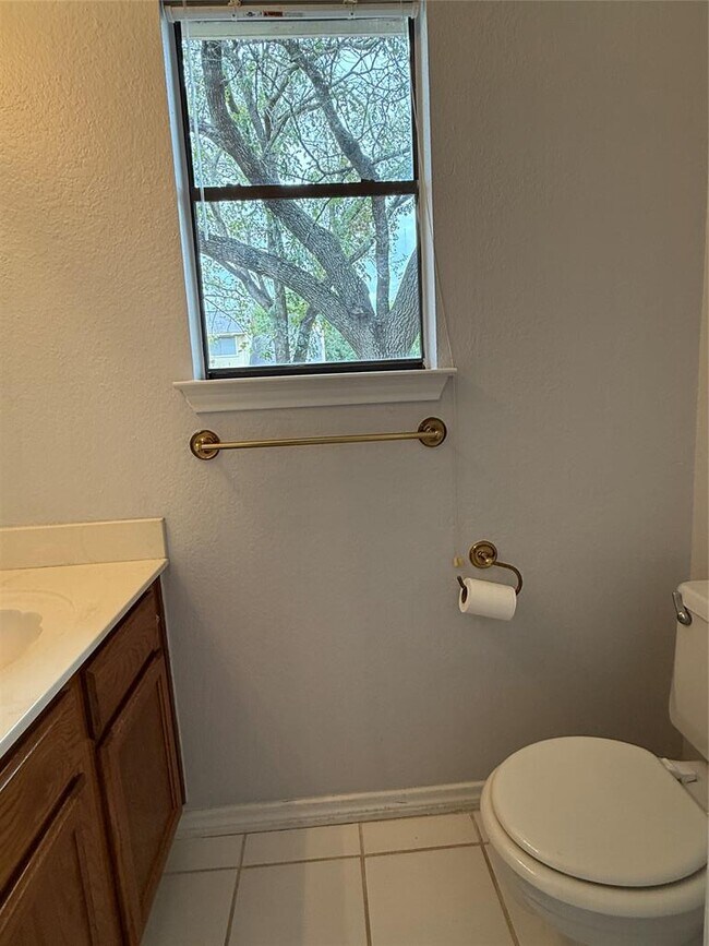 Building Photo - 2503 Autrey Dr