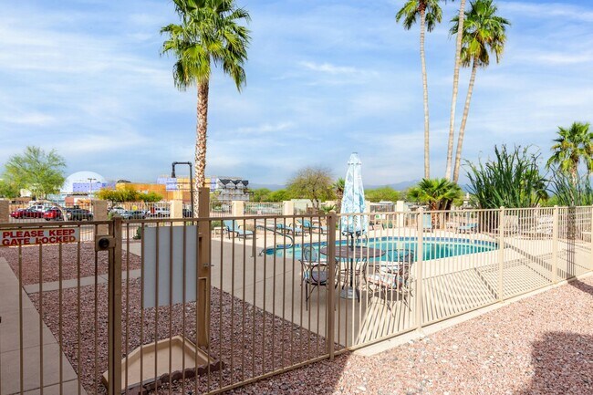 Building Photo - Prime Fountain Hills Location – 2 Bed, 1 Bath Condo Available Now!