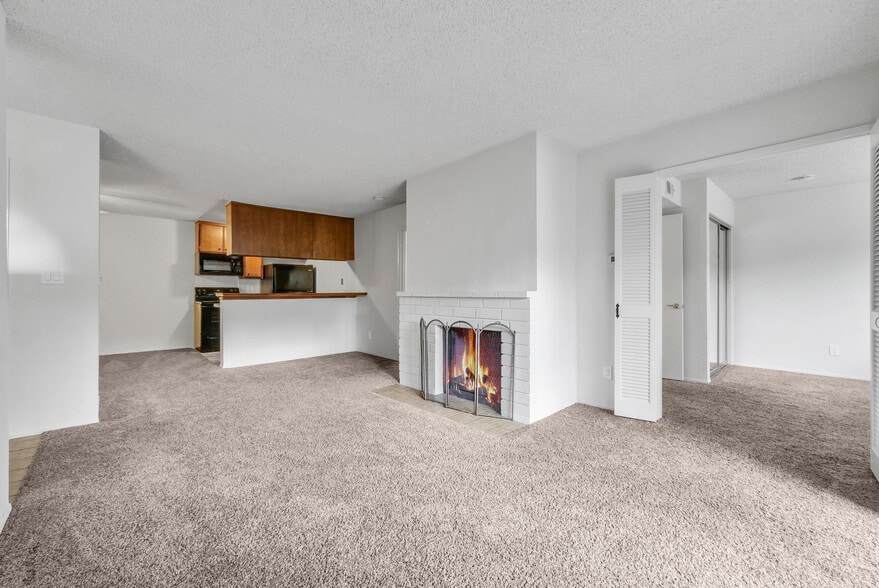 Living Room/Kitchen - 17552 Vandenberg Ln