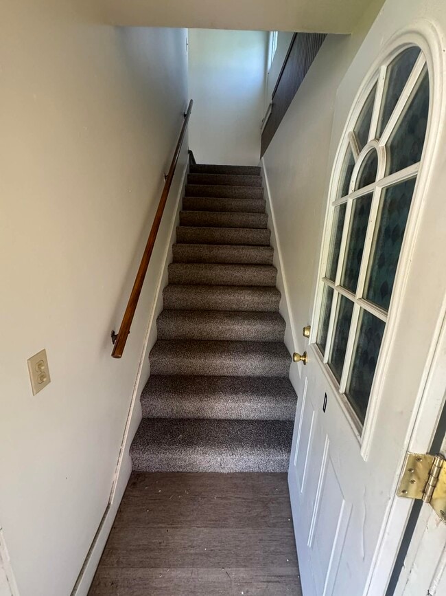 Building Photo - 13825 Maple Tree Ln SW