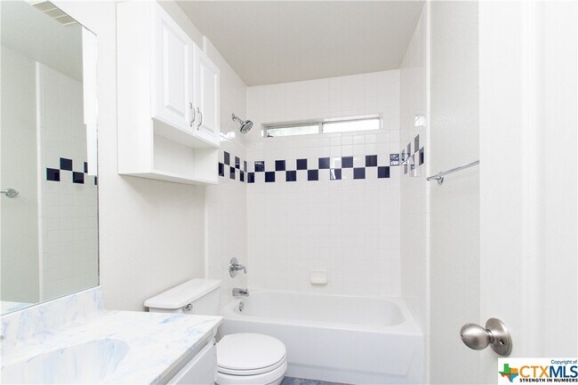Building Photo - 2903 Scottsdale Dr