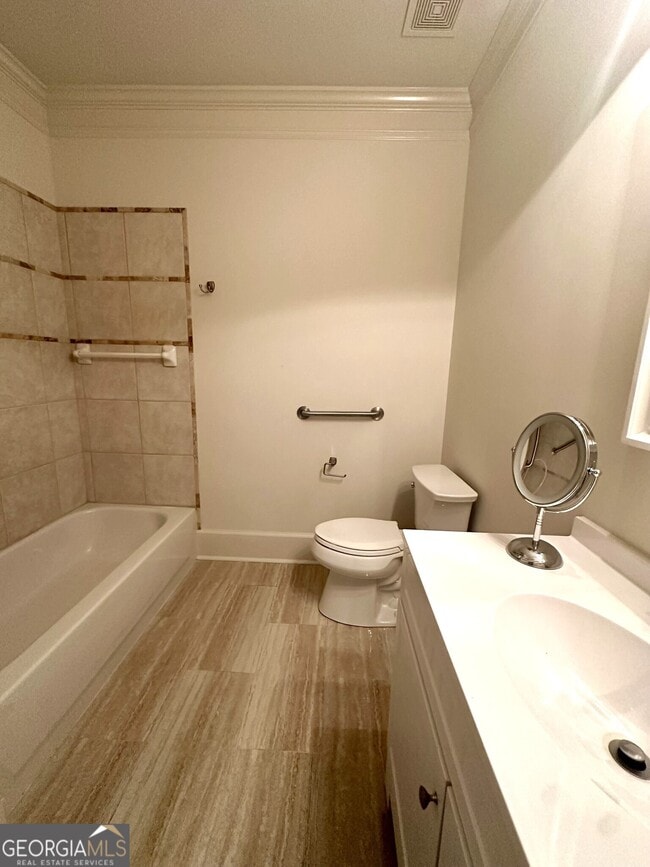 Building Photo - 2635 Muskogee Ln