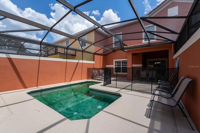 Building Photo - 8957 Cat Palm Rd