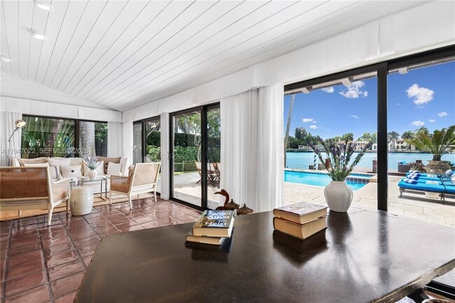 Building Photo - 56 S Hibiscus Dr