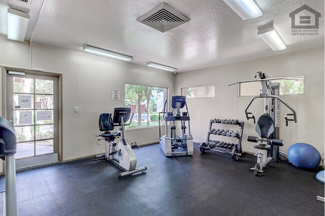 Building Photo - 2Bed/2Bath Condo at Thunderbird Rd/59th Ave! Ready for Immediate Move-In!