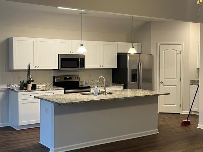 Building Photo - 1014 Dawson's Ml Blvd