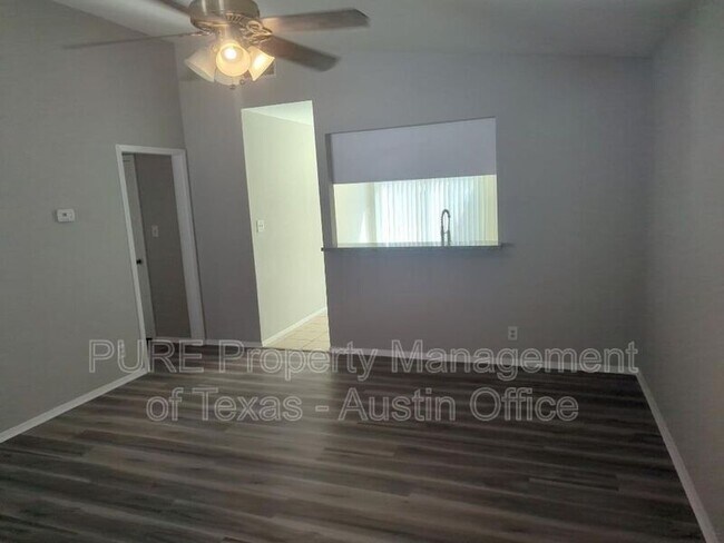 Building Photo - 6604 Scrub Oak Ln