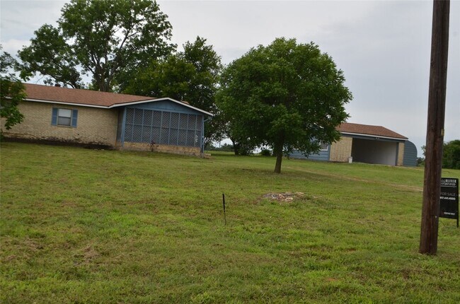 Building Photo - 2020 Gage Rd
