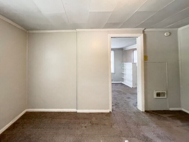 Building Photo - 1507 W Jackson St