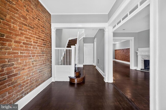 Building Photo - 3015 13th St NW
