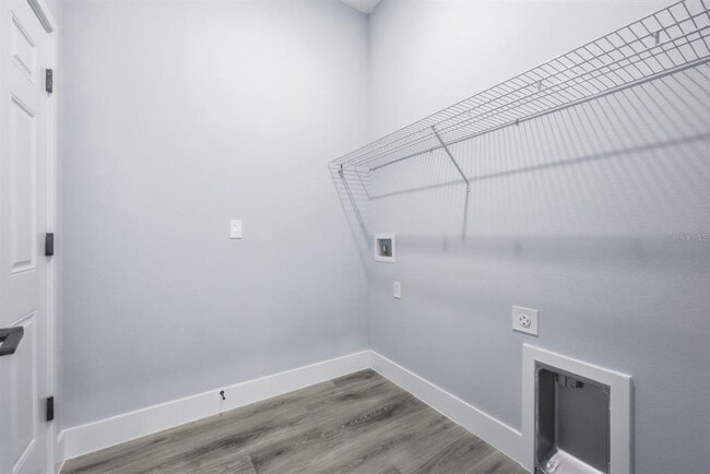 Building Photo - 13975 SW 27 Ct Rd
