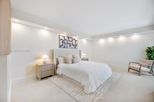 Building Photo - 19355 Turnberry Way