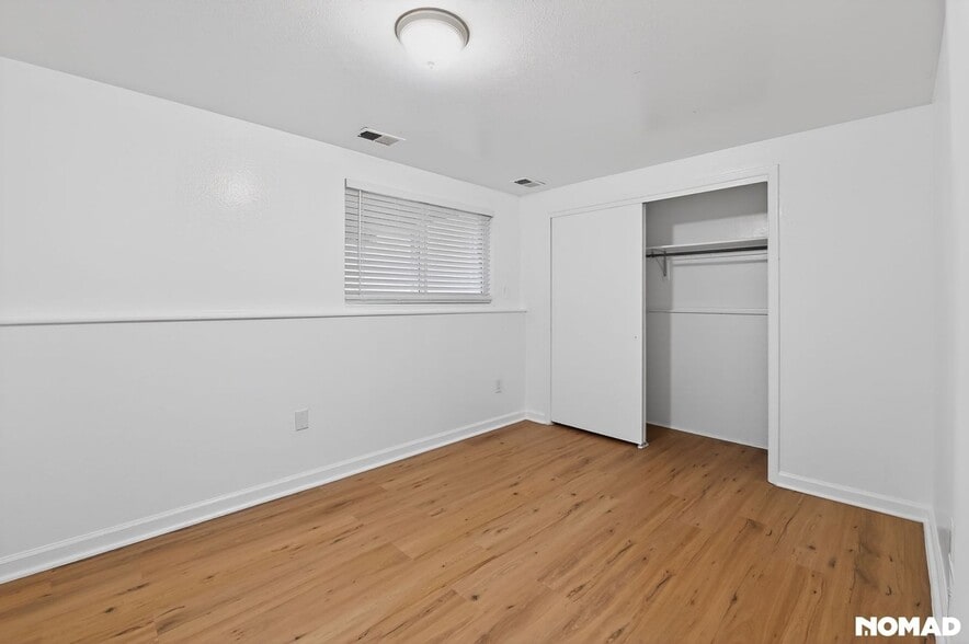 Building Photo - 747 W Cleveland Cir