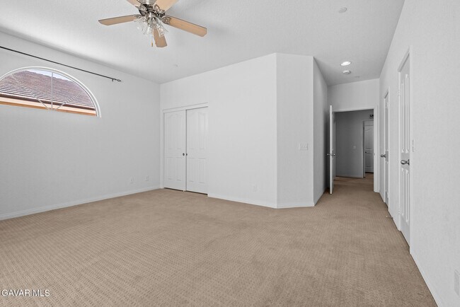 Building Photo - 37152 Waltham Pl