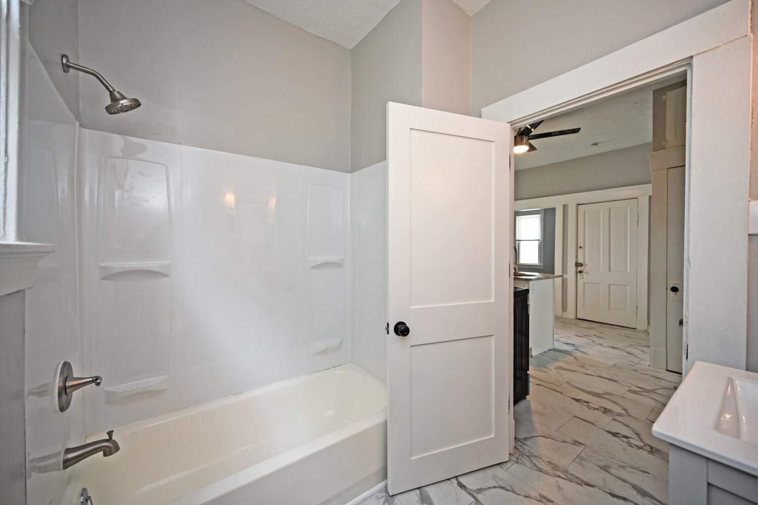 Building Photo - 6116 Conover St