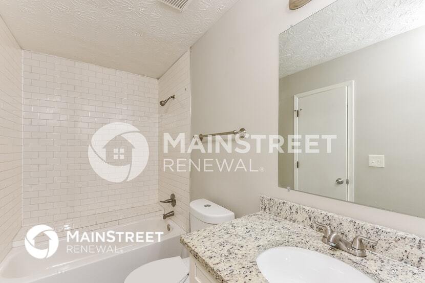 Building Photo - 3668 Riverchase Terrace